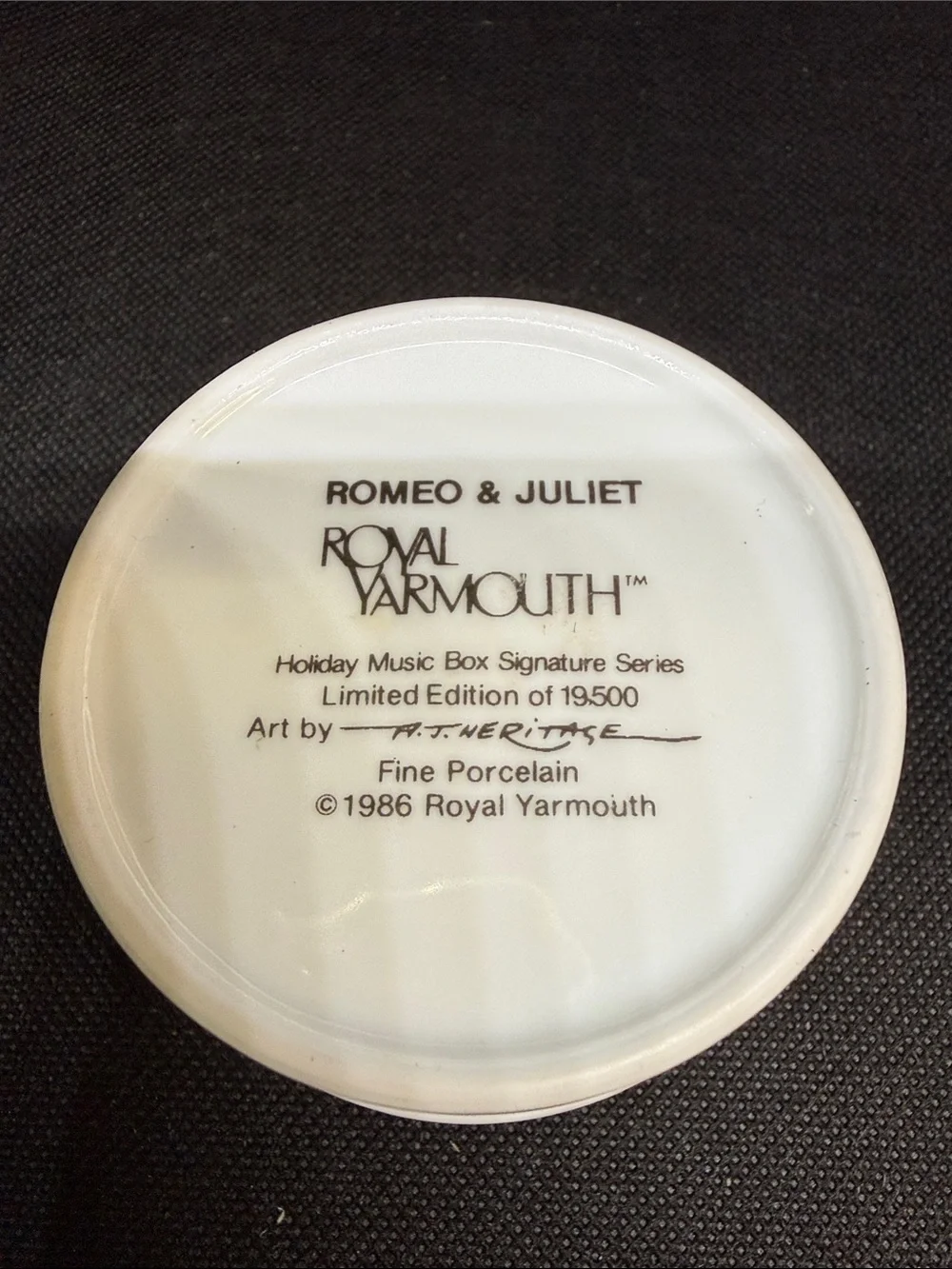 Royal Yarmouth decorative porcelain